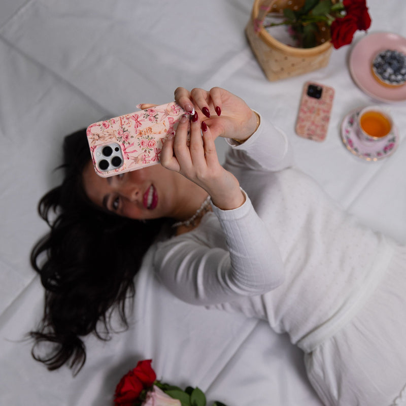 Seashell Garden Party iPhone 15 Pro Case