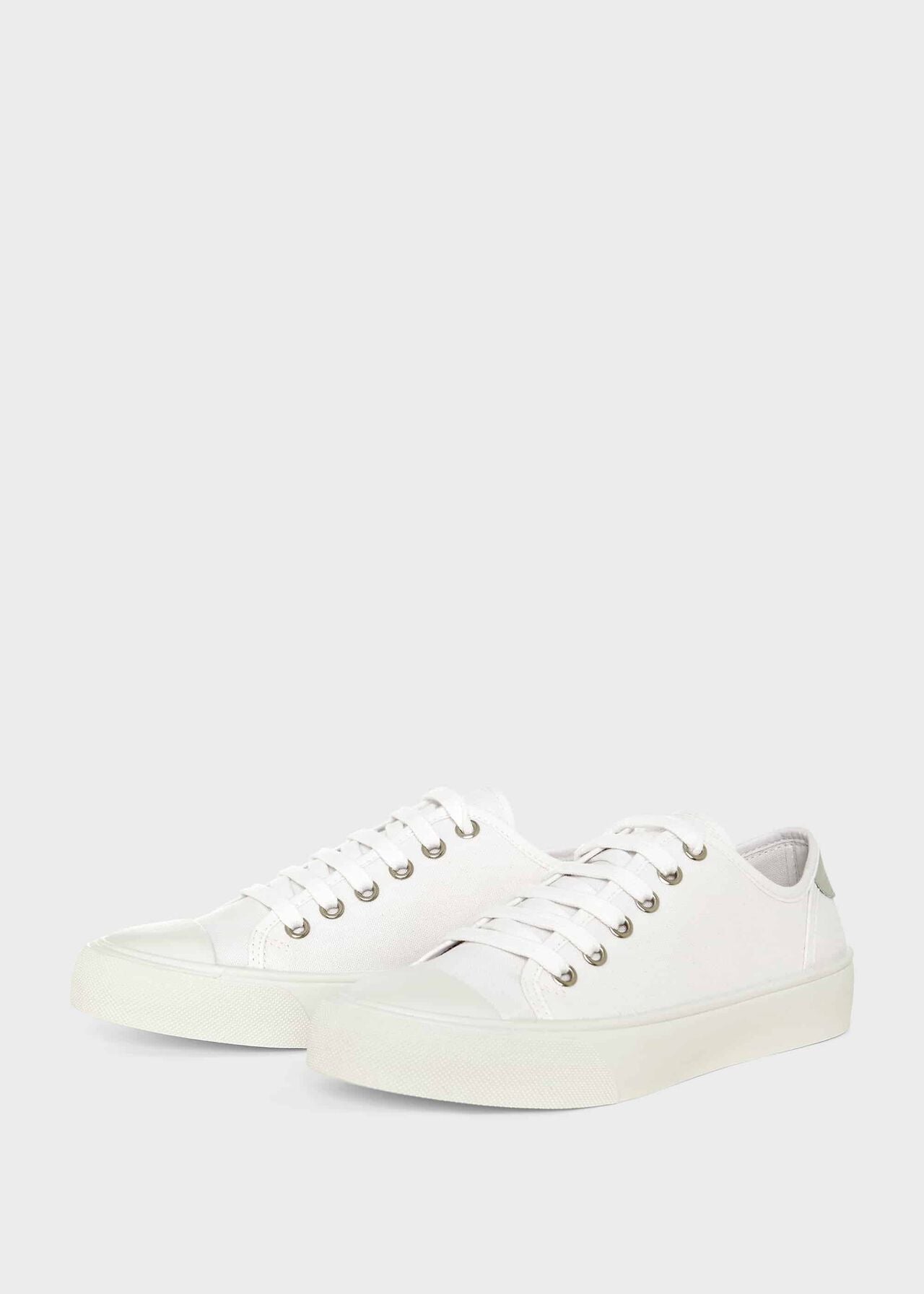 Bess Trainer 0121/sa01/045h020 White